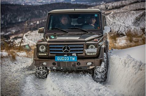 Mercedes G-Klasse mit Ketten auch im Schnee nicht zu packen
