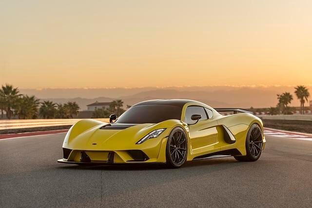 Hennessey Venom F5 - Ciao, Chiron