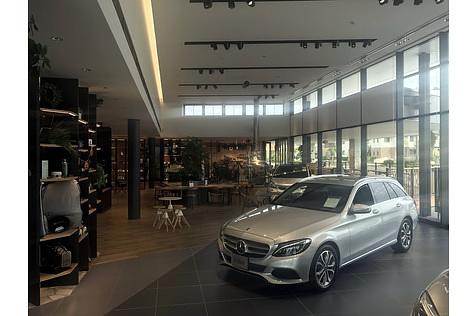 Mercedes Händler Tokio 2017 - hier ist jedes dritte verkaufte Auto ein Diesel