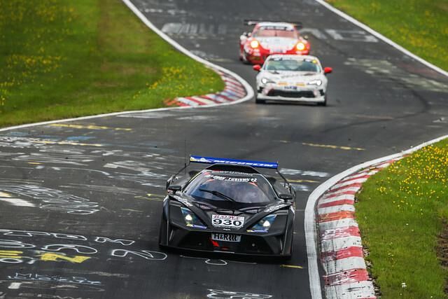 In der VLN Langstreckenmeisterschaft geht es auch über die Nordschleife
