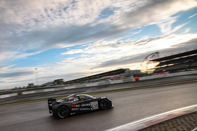 Der "930er" im Bereich der Mercedes-Arena auf dem Nürburgring
