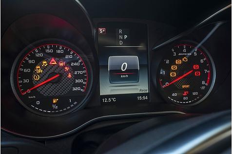 Mercedes AMG GLC 63 S Coupé - etwas antiquierte Instrumente