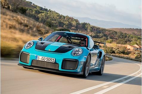Porsche 911 GT2 RS 9