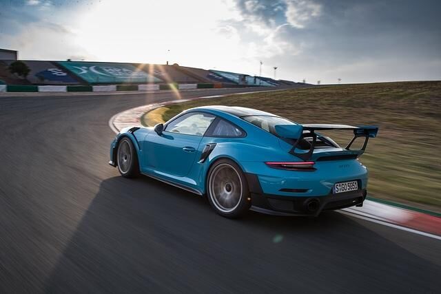 Fahrbericht: Porsche GT2 RS      - Rendezvous mit King Kong