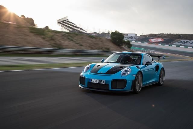 515 kW/700 PS leistet der RS