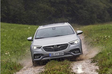 Der Allradantrieb ist beim 2.0 BiTurbo Diesel serienmäßig