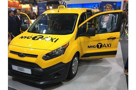 Smart City: New Yorker Taxi auf dem NY-Stand