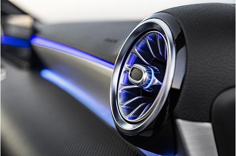 Mercedes A-Klasse Interieur 2018 - die Lüftungsdüsen sind illuminiert