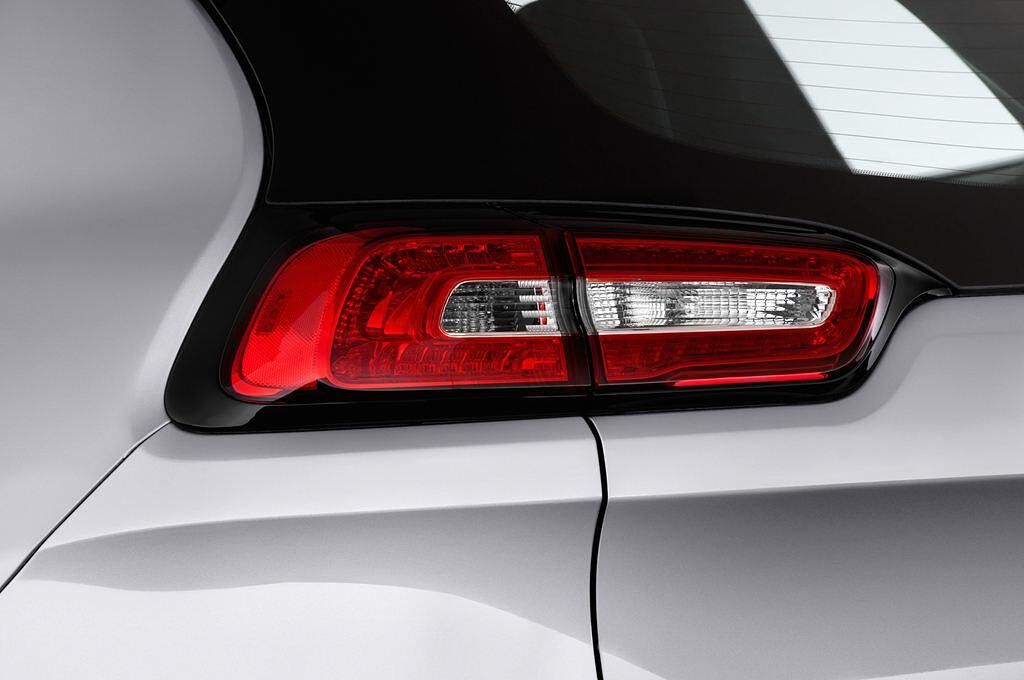 Jeep Cherokee (Baujahr 2014) Longitude 5 Türen Rücklicht