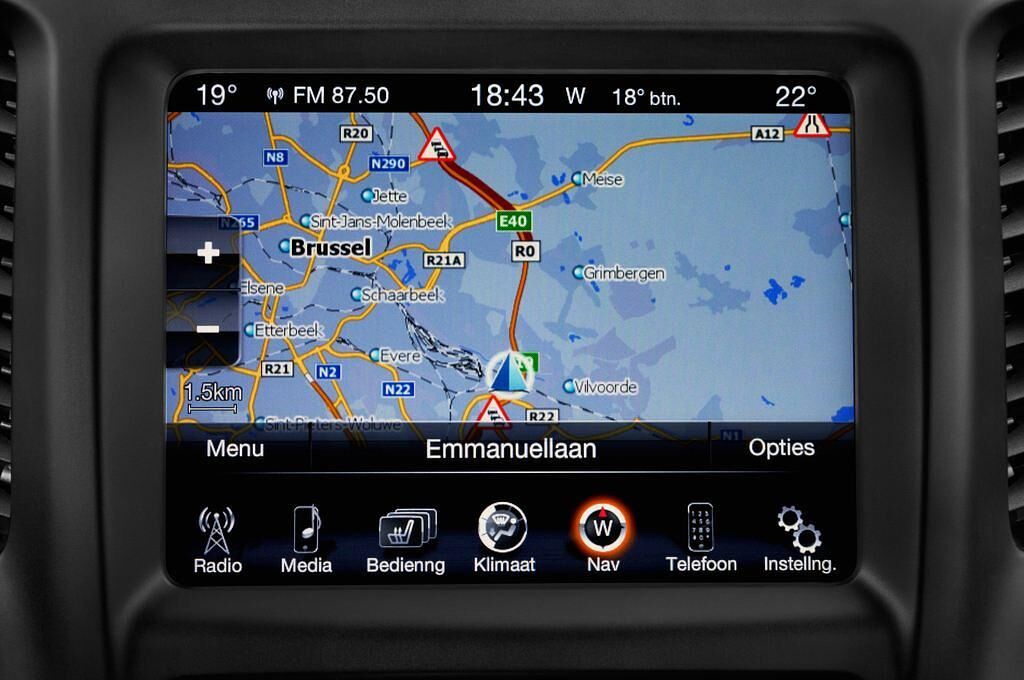 Jeep Cherokee (Baujahr 2015) Limited 5 Türen Radio und Infotainmentsystem