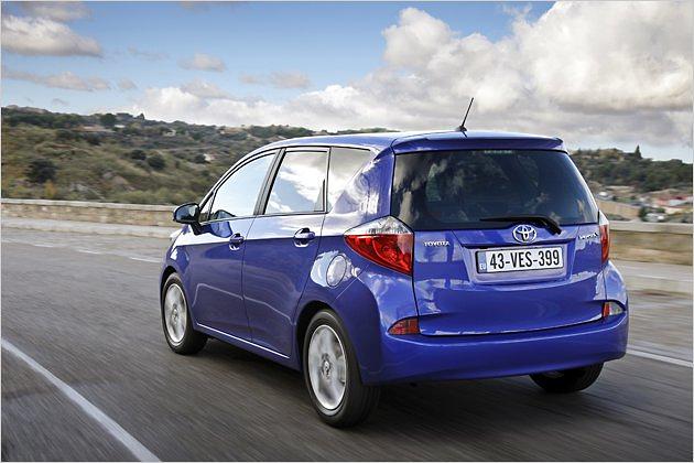 Der Verso-S sieht deutlich besser aus als der 2005 ausgelaufene Yaris Verso