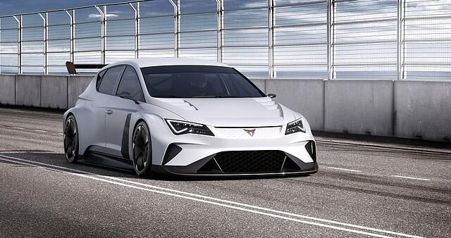 Es gibt Länder, in denen Seat keinen guten Ruf hat und in diesen Regionen kann ich das beste Auto der Welt bauen, aber die Menschen werden es nicht kaufen, weil, es eben ein Seat ist.