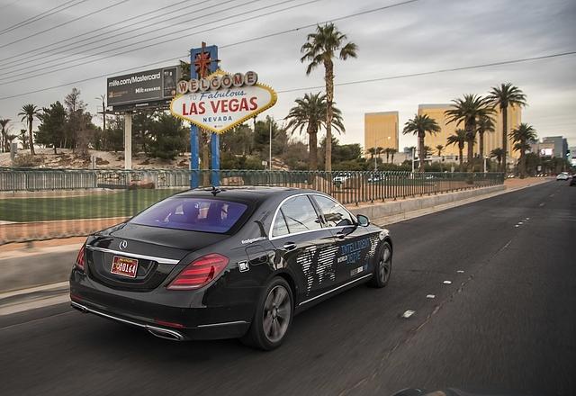 Mercedes S Klasse autonom auf Welttournee