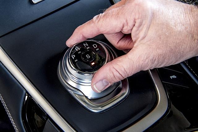 Der Ford S-Max bekommt eine neue Achtgangautomatik