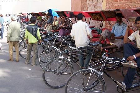 Rikschas in Indien
Bildquelle: Dieter-Schuetz Pixelio