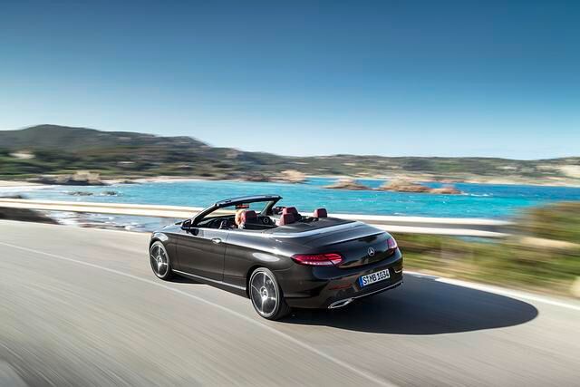 Ab Juli stehen Mercedes C-Klasse Coupé und Cabrio in überarbeiteter Version beim Händler