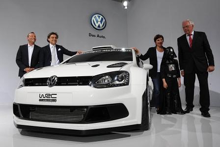 VW Polo R WRC Präsentation (Sardinien) mit Kris Nissen und Markenvorstand Dr. Ulrich Hackenberg