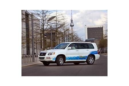 Challenge Bibendum 2011: Brennstoffzellenhybrid FCHV-adv gewinnt Intercity Rallye