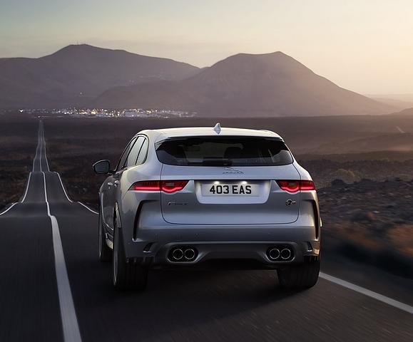 Jaguar F-Pace SVR