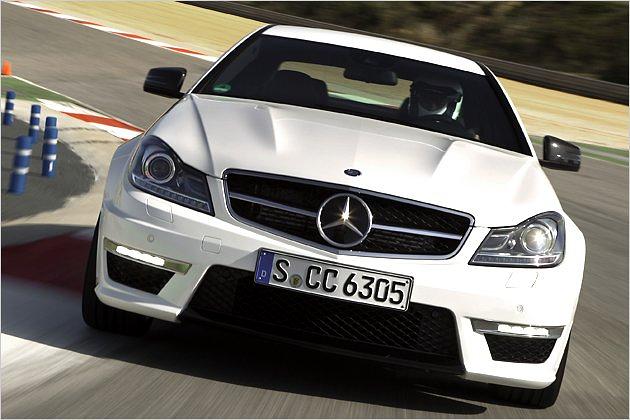 Gegen 3.213 Euro Aufpreis lässt sich die Geschwindigkeitsbegrenzung von 250 auf 280 km/h anheben