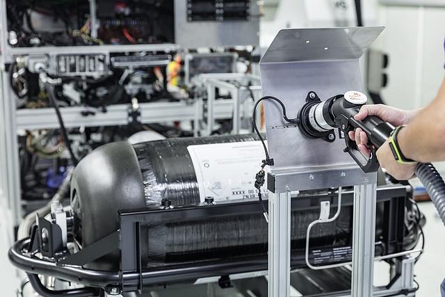 Mercedes Fuel Cell