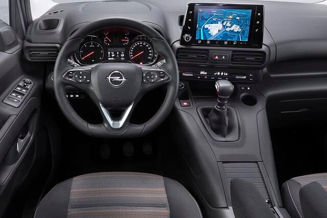 Das moderne Cockpit des neuen Opel Combo