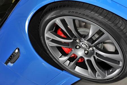 Jaguar XKR-S