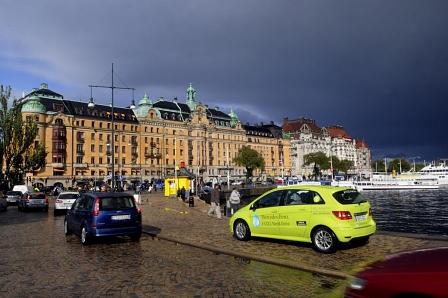 Mercedes Fuel-Cell World Tour 2011