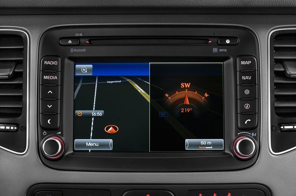 Kia Carens (Baujahr 2015) Edition 7 5 Türen Radio und Infotainmentsystem