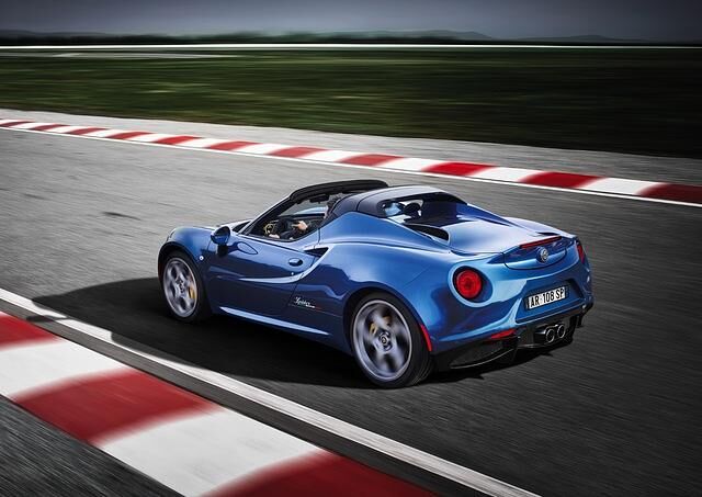 Der Alfa Romeo 4C Spider Italia