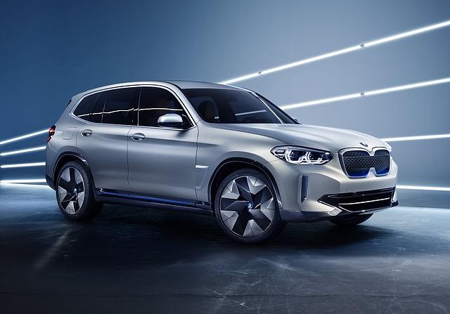 BMW Concept iX3