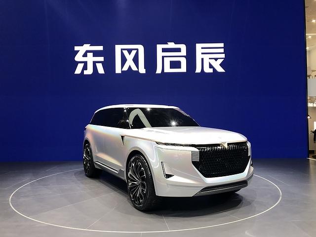Venucia Luxus SUV
