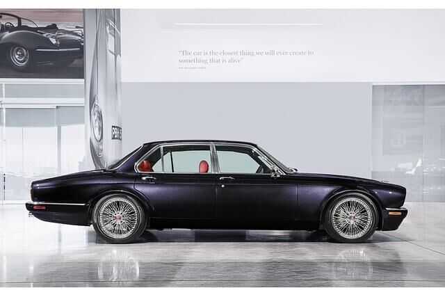 Jaguar XJ6 Series 3 für den Drummer von Iron Maiden