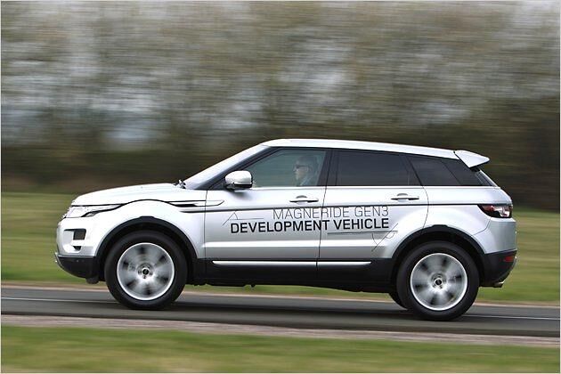 Der Evoque wirkt wegen seiner Keilform sehr dynamisch