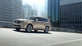 Panorama: Infiniti QX80 - Dicke Nummer