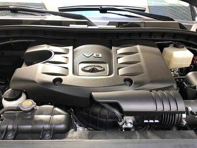 Ein großes Auto braucht einen großen Motor