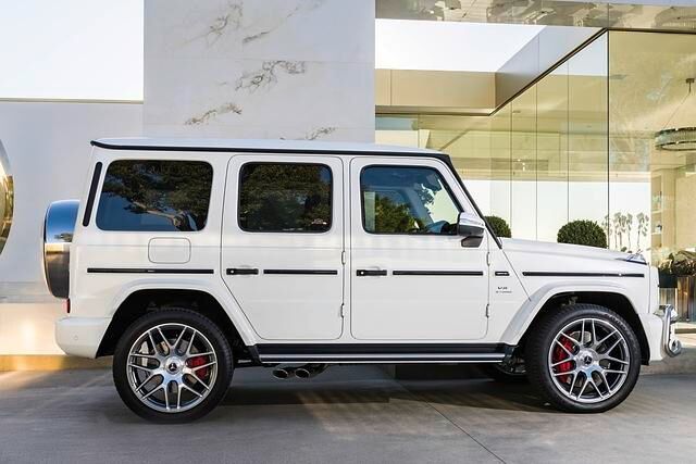 Kaum zu glauben, doch wer es darauf ankommen lässt, kann mit dem G 63 in 4,5 Sekunden aus dem Stand auf Tempo 100 sprinten