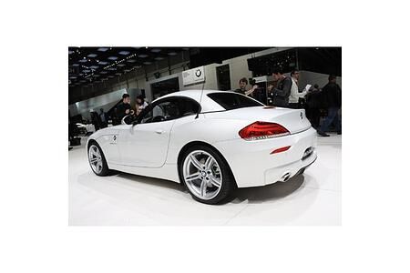 New York 2011 : BMW Z4 erstmals mit Zweiliter-TwinPowerTurbo