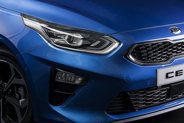 Kia Ceed 2018 - auf Wunsch gibt es vorn LED-Scheinwerfer