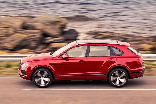 Mit 5,14 Meter Länge ist der Bentley Bentayga eine mächtige Erscheinung