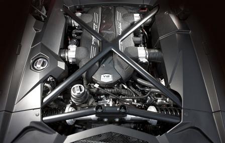 Lamborghini Aventador LP 700-4