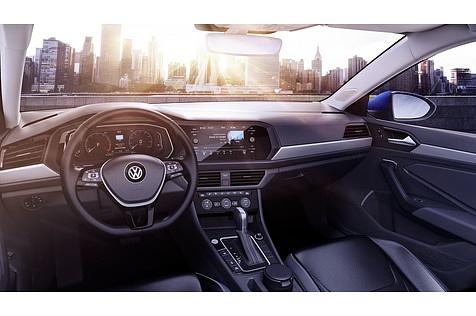 Das Cockpit des neuen VW Jetta