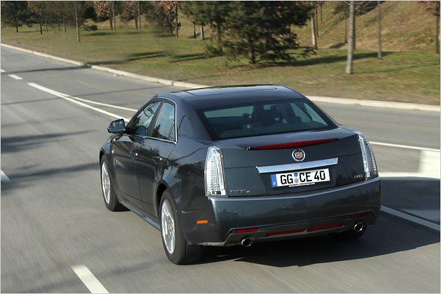 Stehende Leuchten: Der Caddy bietet ein typisches Heckdesign