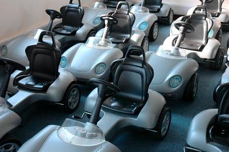 Katar: Porsche Kinderfahrschule