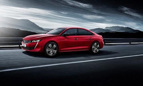 Peugeot 508 - Arteon auf Französisch 