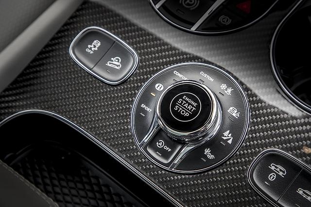 Bentley Bentayga V8