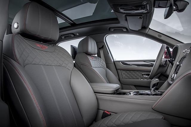 Bentley Bentayga V8
