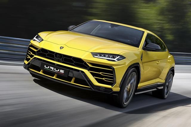 Um einen fast schon reinrassigen Sportwagen handelt es sich beim Lamborghini Urus