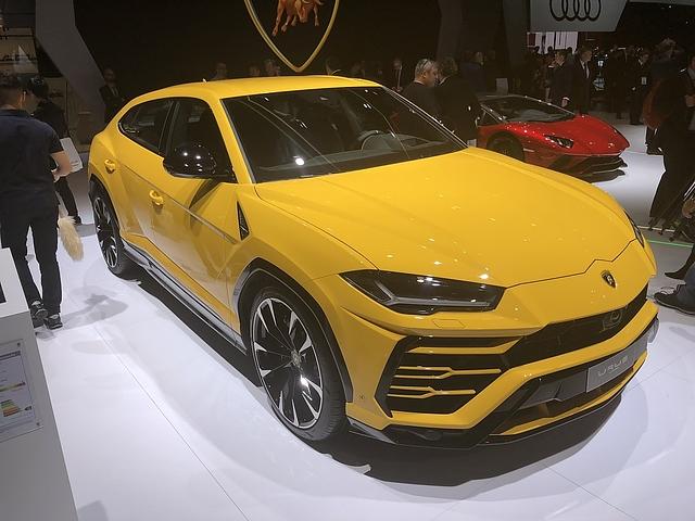 Lamborghini Urus - 650 PS und 305 km/h Spitze
