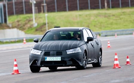 Prototyp Lexus GS 450h Modelljahr 2013